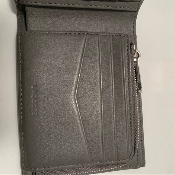 Lacoste Gray bifold wallet with zipper pocket - Picture 5 of 9